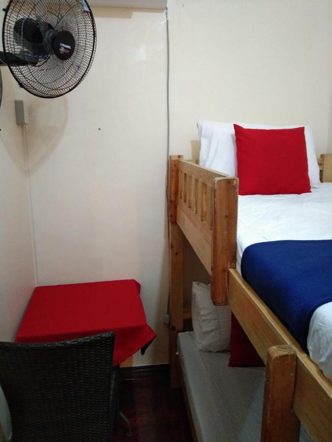 Antoine Despasito Near Airport Manila Exterior foto